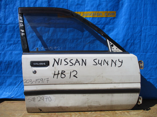 Used Nissan Sunny OUTER DOOR HANDLE FRONT RIGHT